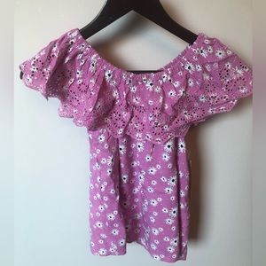 Shoulder ruffle top with eyelet border